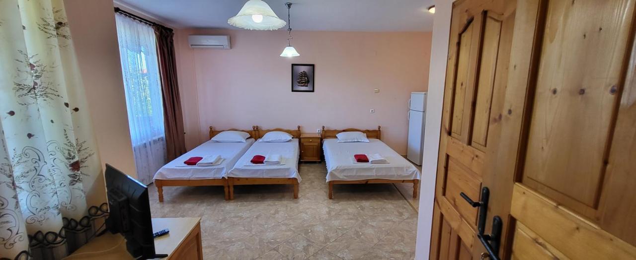 Amfora Guest House Byala  Esterno foto